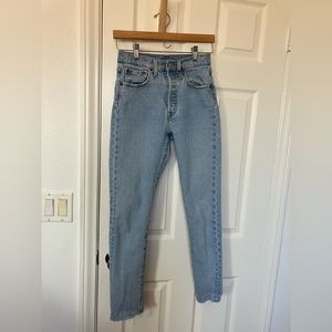 Women’s Levi 501 W25 L30